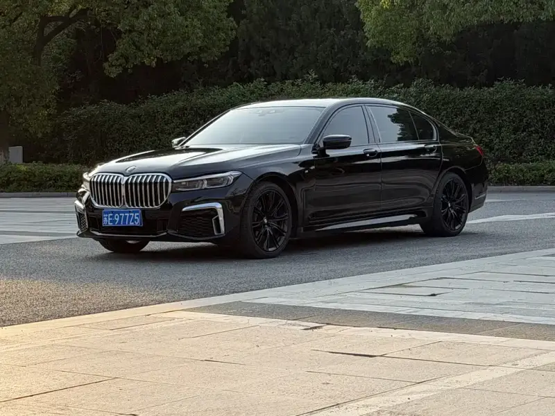 BMW 7-Series