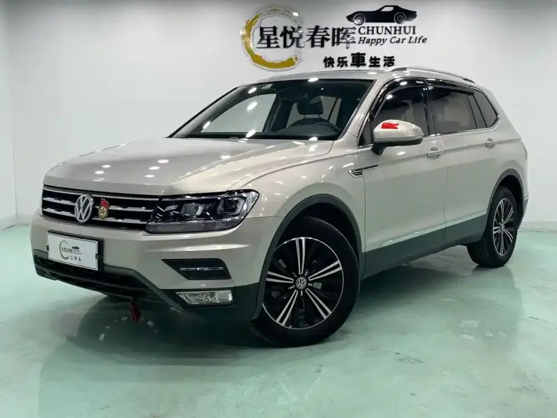 Volkswagen Tiguan L