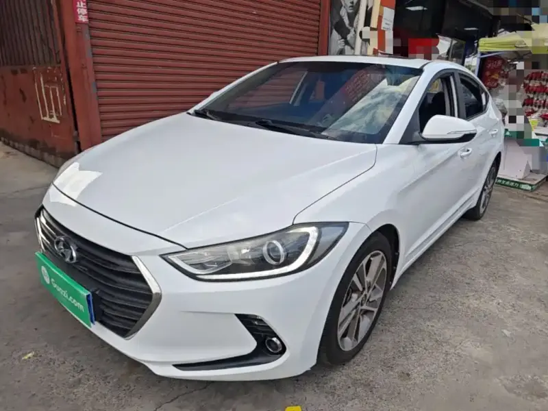 Hyundai Elantra