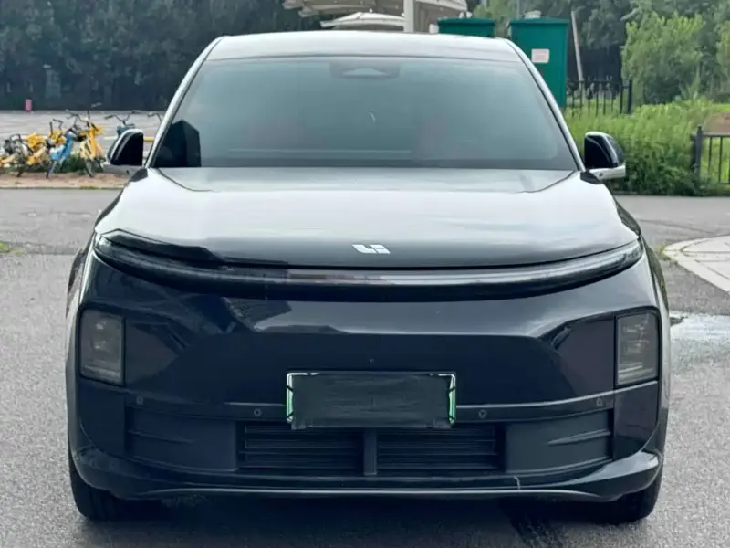 Li Auto L6