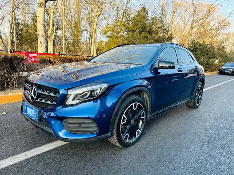 Mercedes-Benz GLA