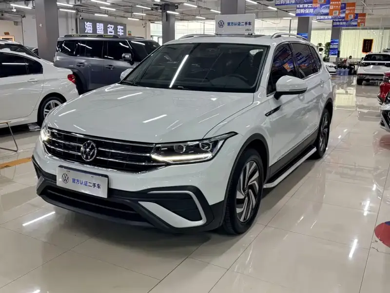 Volkswagen Tiguan L