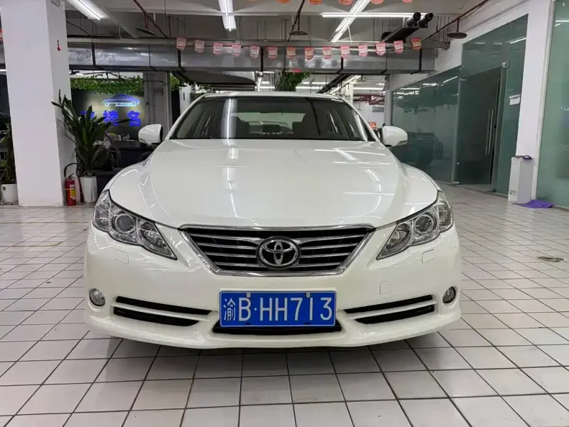 Toyota Reiz