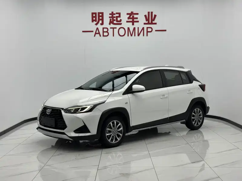 Toyota Yaris L