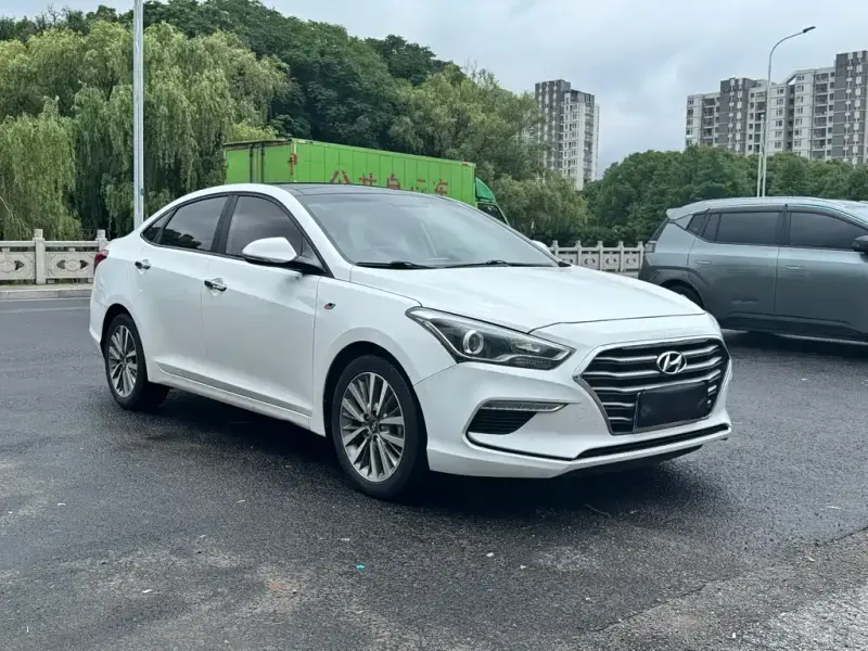 Hyundai Mistra