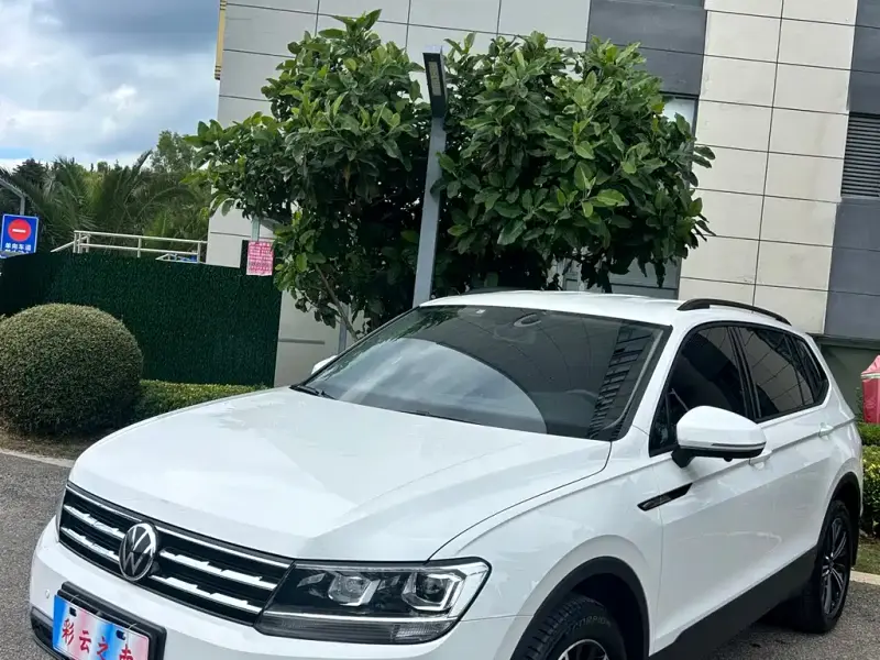 Volkswagen Tiguan L