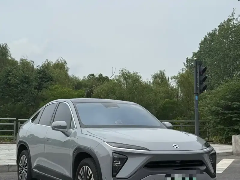 NIO EC6