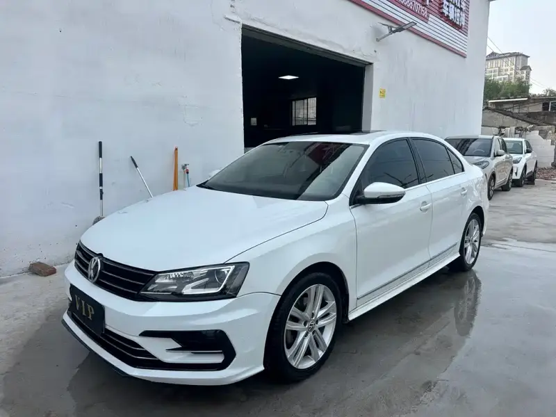 Volkswagen Sagitar