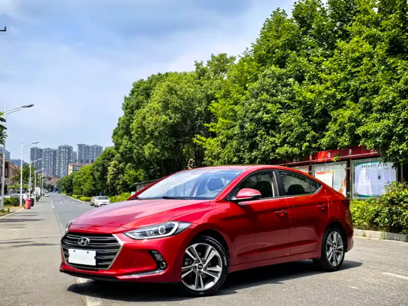 Hyundai Elantra
