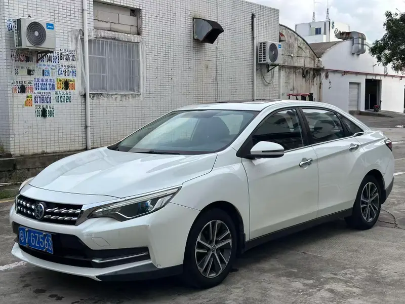 Venucia D60
