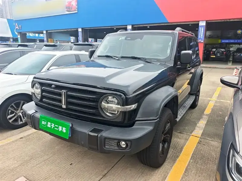 Tank 300