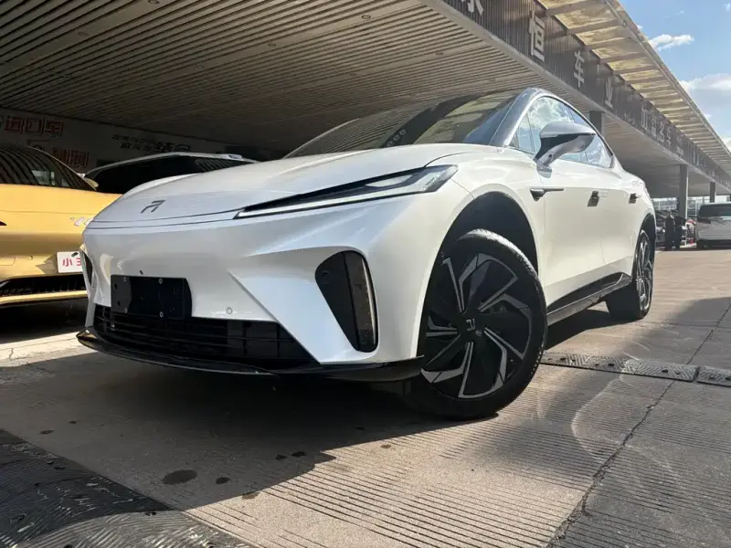 Roewe Feifan R7