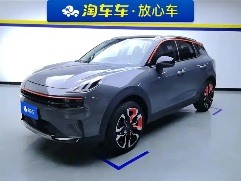 Lynk & Co 06