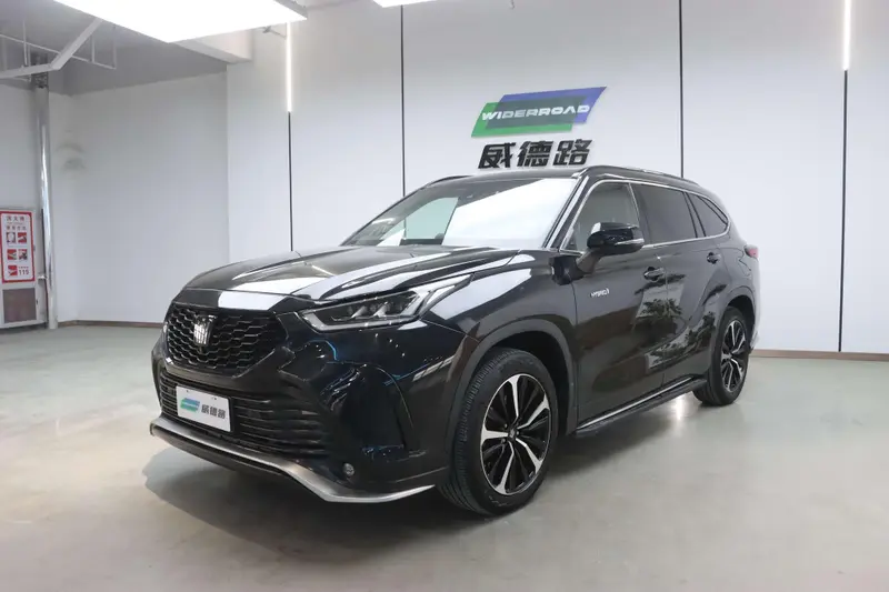 Toyota Crown Kluger