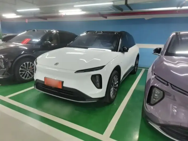 NIO ES6
