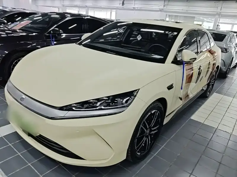 BYD Qin L