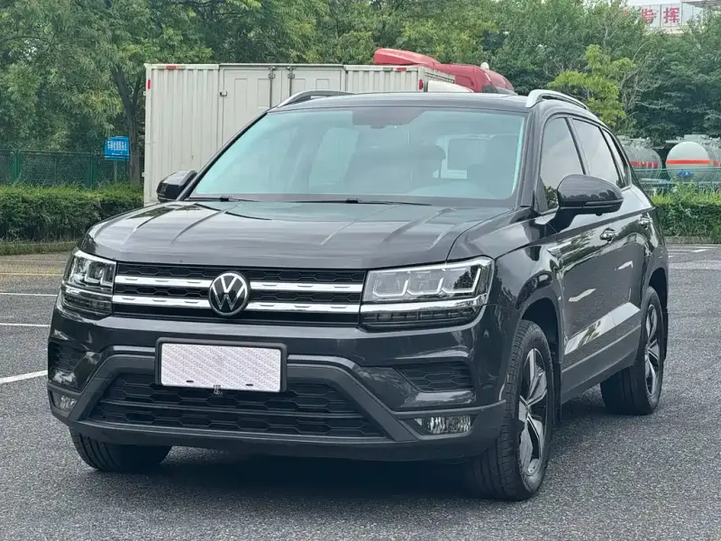 Volkswagen Tharu