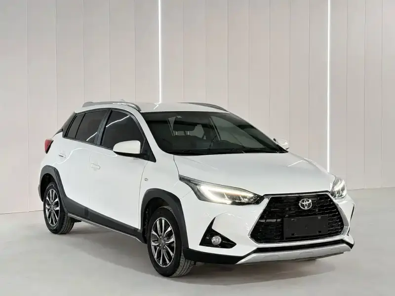 Toyota Yaris L