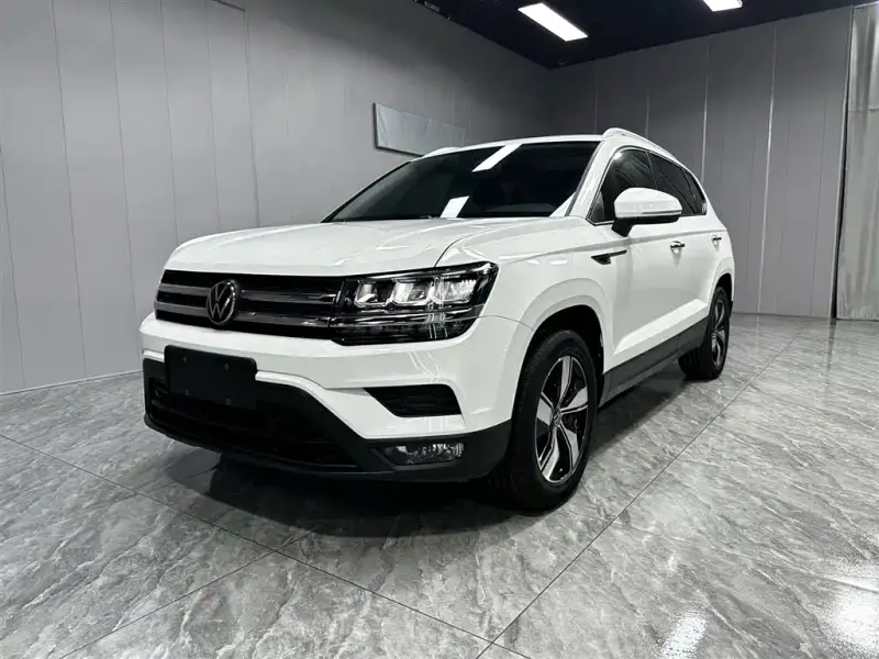 Volkswagen Tharu