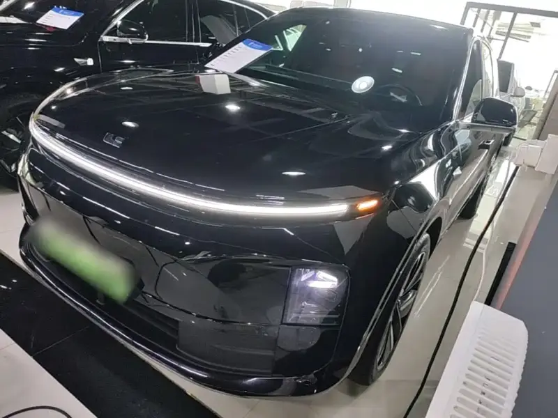 Li Auto L6