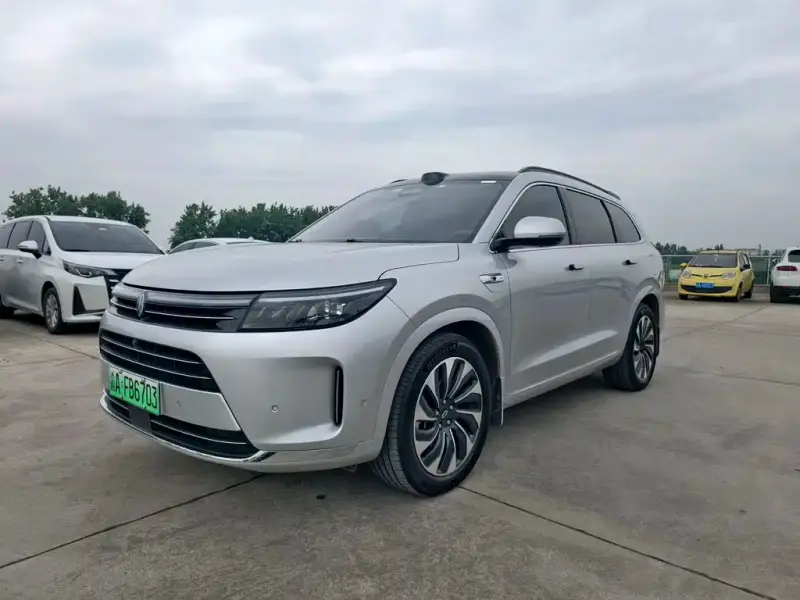AITO M7