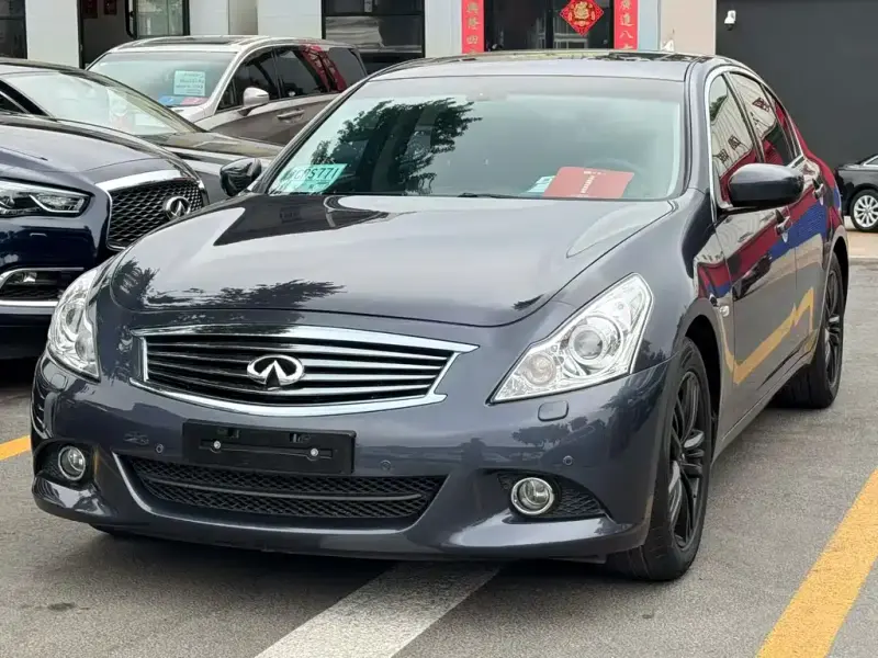 Infiniti G
