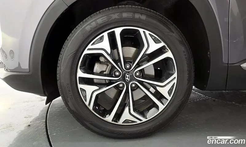 Hyundai Santa Fe (Santafe)