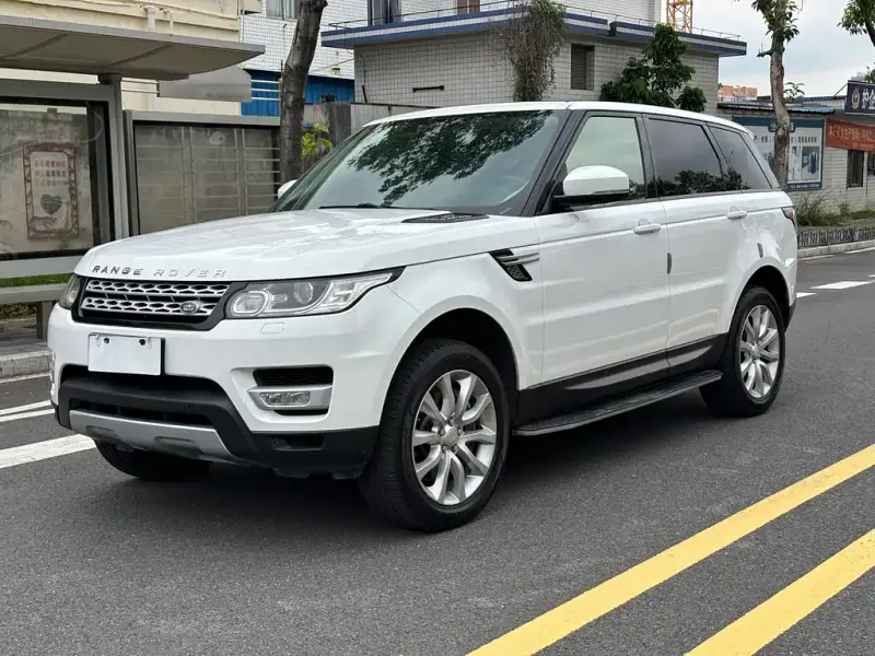 Land Rover Sport