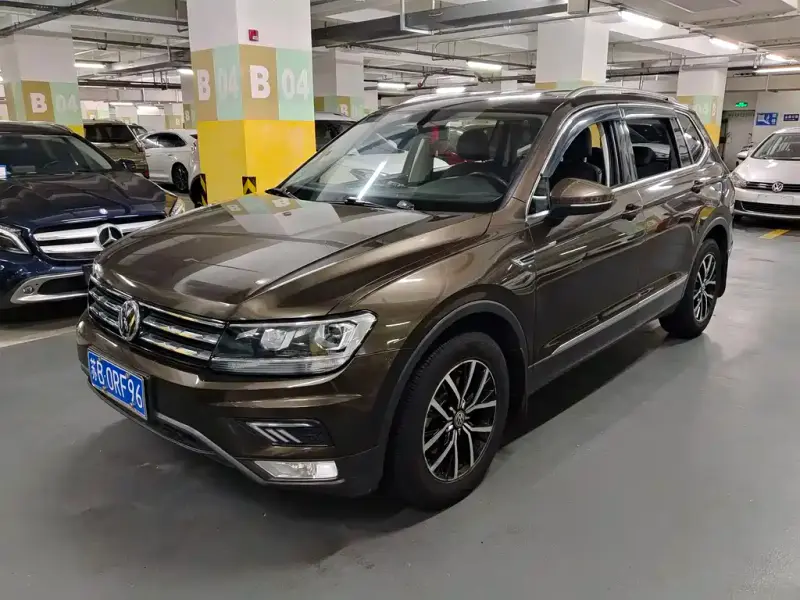 Volkswagen Tiguan L