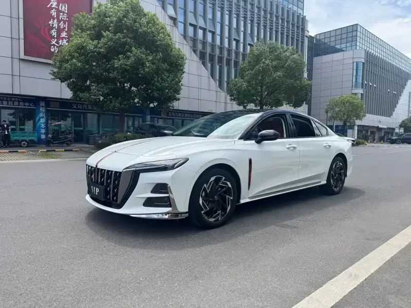 Hongqi H6