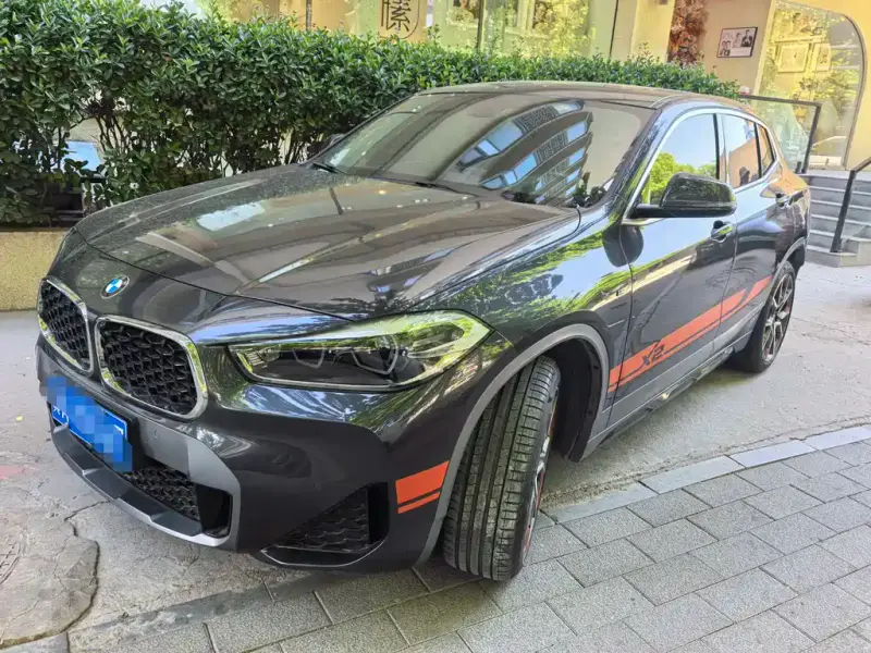 BMW X2
