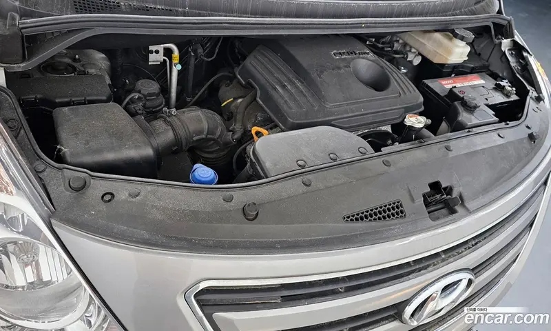 Hyundai H-1