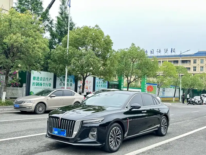 Hongqi H5