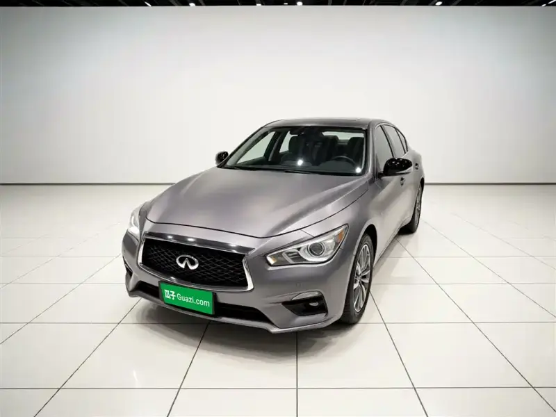 Infiniti Q50L