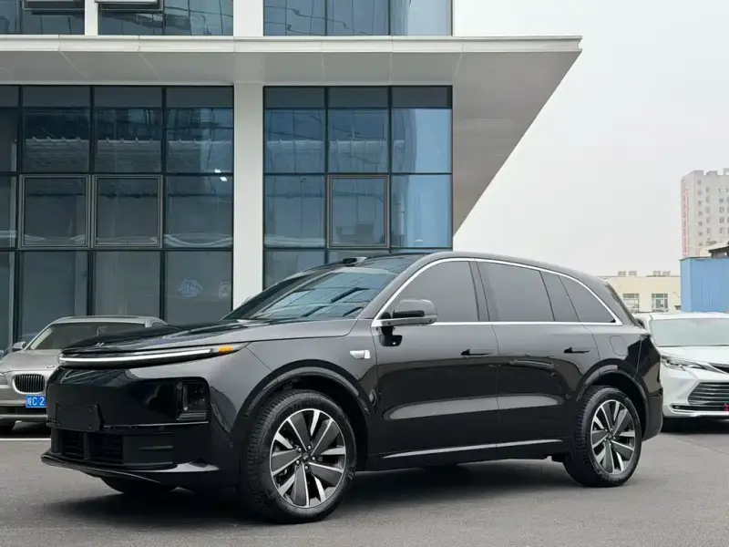 Li Auto L6