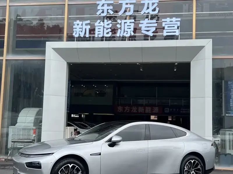 XPeng P7
