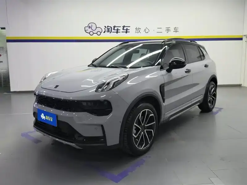 Lynk & Co 01