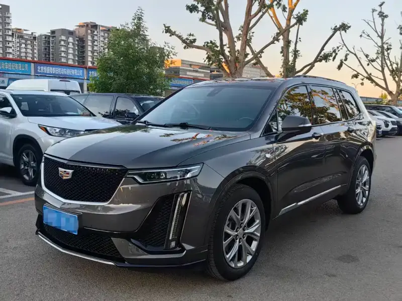 Cadillac XT6