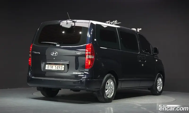Hyundai H-1