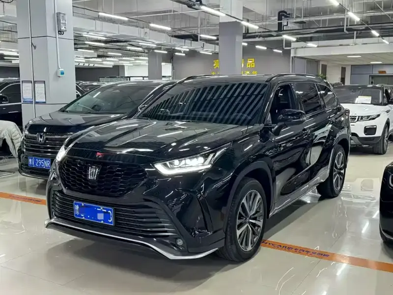 Toyota Crown Kluger