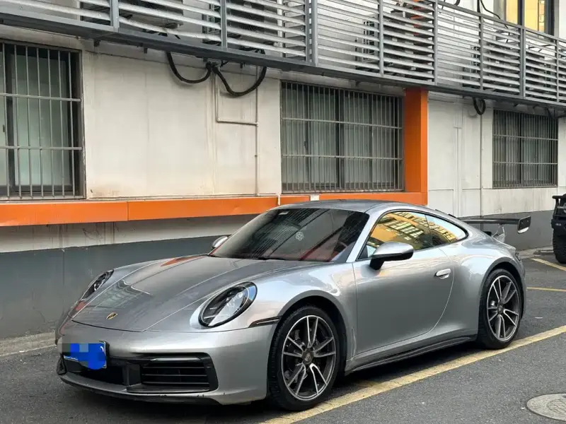 Porsche 911
