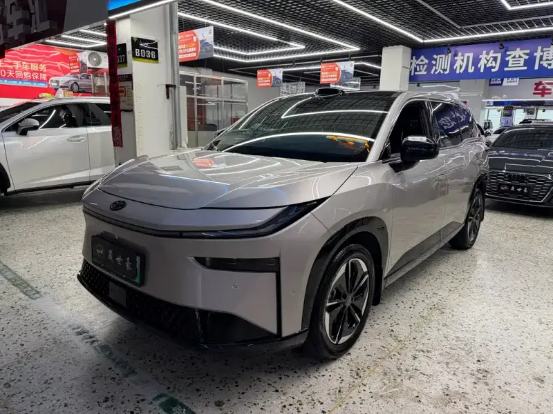 Toyota Bozhi 3X