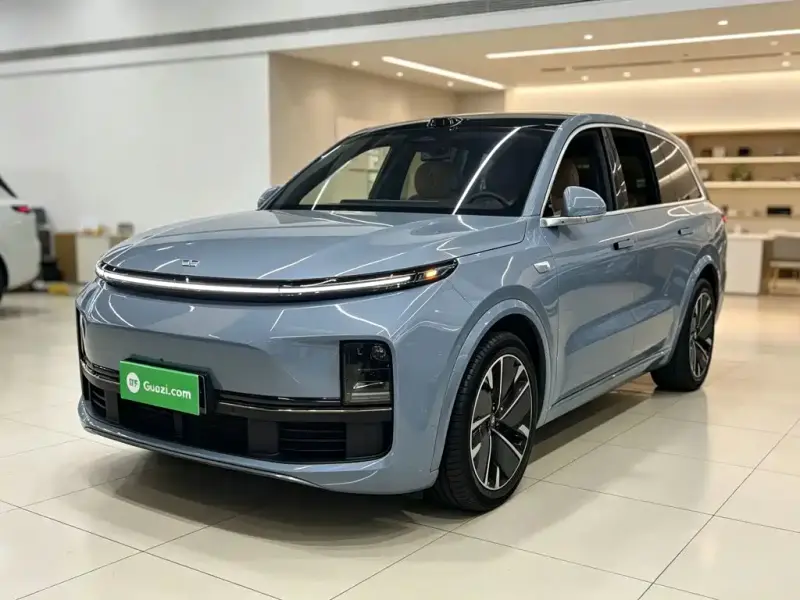Li Auto L8