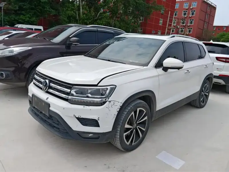 Volkswagen Tharu