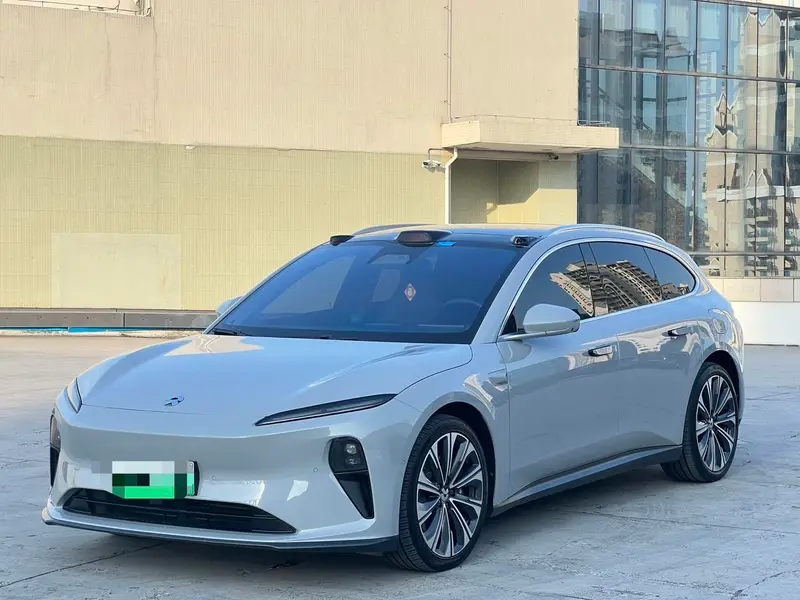 NIO ET5T