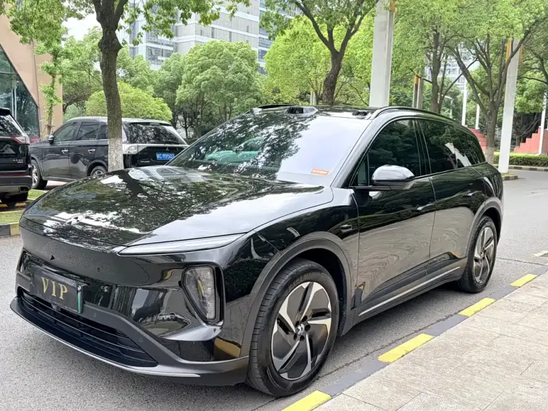 NIO ES6