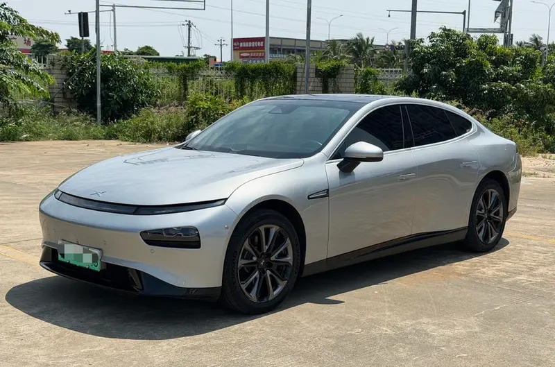 XPeng P7