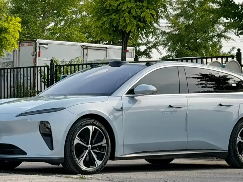 NIO ET5T