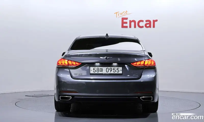 Hyundai Genesis