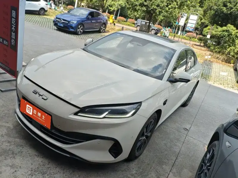 BYD Seal 06